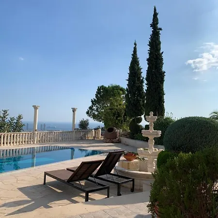 Breath-taking Guest On Hill Top Apartament *