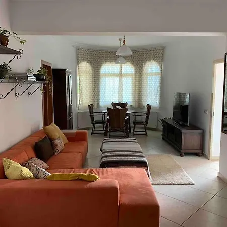 Breath-taking Guest On Hill Top Apartament Mesa Geitonia